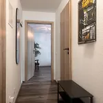 公寓 Balkon Mit Schwarzwaldblick, Hunde Frei, Tischfussball, Parkplatz, Familienfreundlich