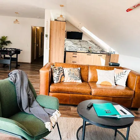 Balkon Mit Schwarzwaldblick, Tischfussball, Hunde Frei, Familienfreundlich