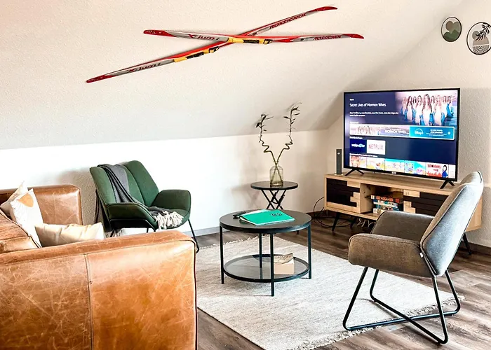 Balkon Mit Schwarzwaldblick, Hunde Frei, Tischfussball, Parkplatz, Familienfreundlich *