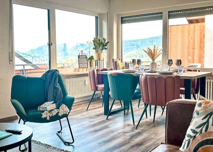 Apartamento Balkon Mit Schwarzwaldblick, Hunde Frei, Tischfussball, Parkplatz, Familienfreundlich *