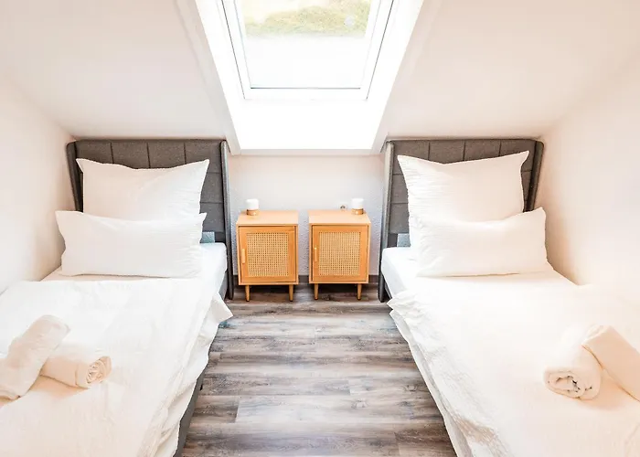 Balkon Mit Schwarzwaldblick, Hunde Frei, Tischfussball, Parkplatz, Familienfreundlich *