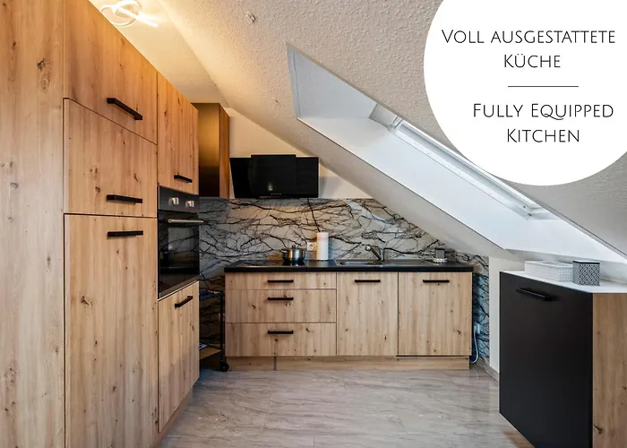 Balkon Mit Schwarzwaldblick, Hunde Frei, Tischfussball, Parkplatz, Familienfreundlich