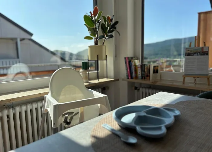 Balkon Mit Schwarzwaldblick, Hunde Frei, Tischfussball, Parkplatz, Familienfreundlich Apartamento *