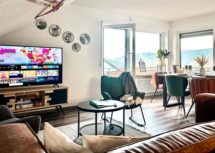 Balkon Mit Schwarzwaldblick, Hunde Frei, Tischfussball, Parkplatz, Familienfreundlich Titisee-Neustadt